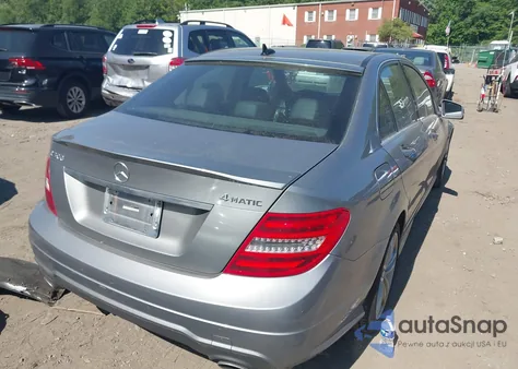 2013 Mercedes-Benz C 300 Luxury 4Matic/Sport 4Matic from USA, damaged, VIN WDDGF8AB0DA822279